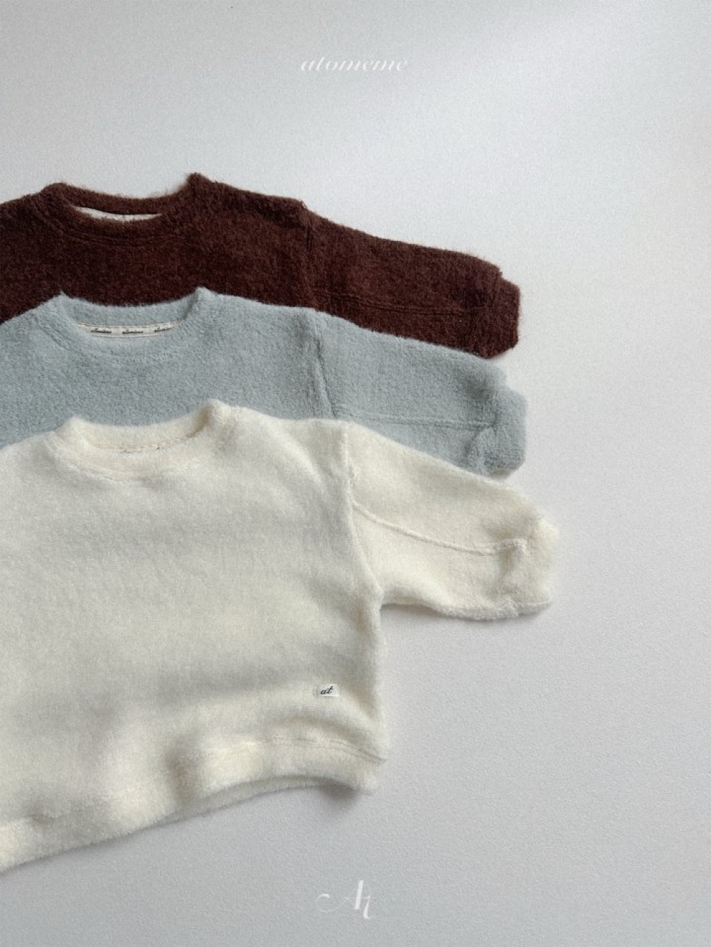 毛毛寬鬆針織衣